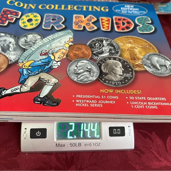 Coin Collecting For Kids Book With Slots To Collect Over 150 Coins - Picture 7 of 7